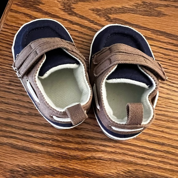 Infant baby child of mine 3-6M boat shoes - Picture 3 of 6